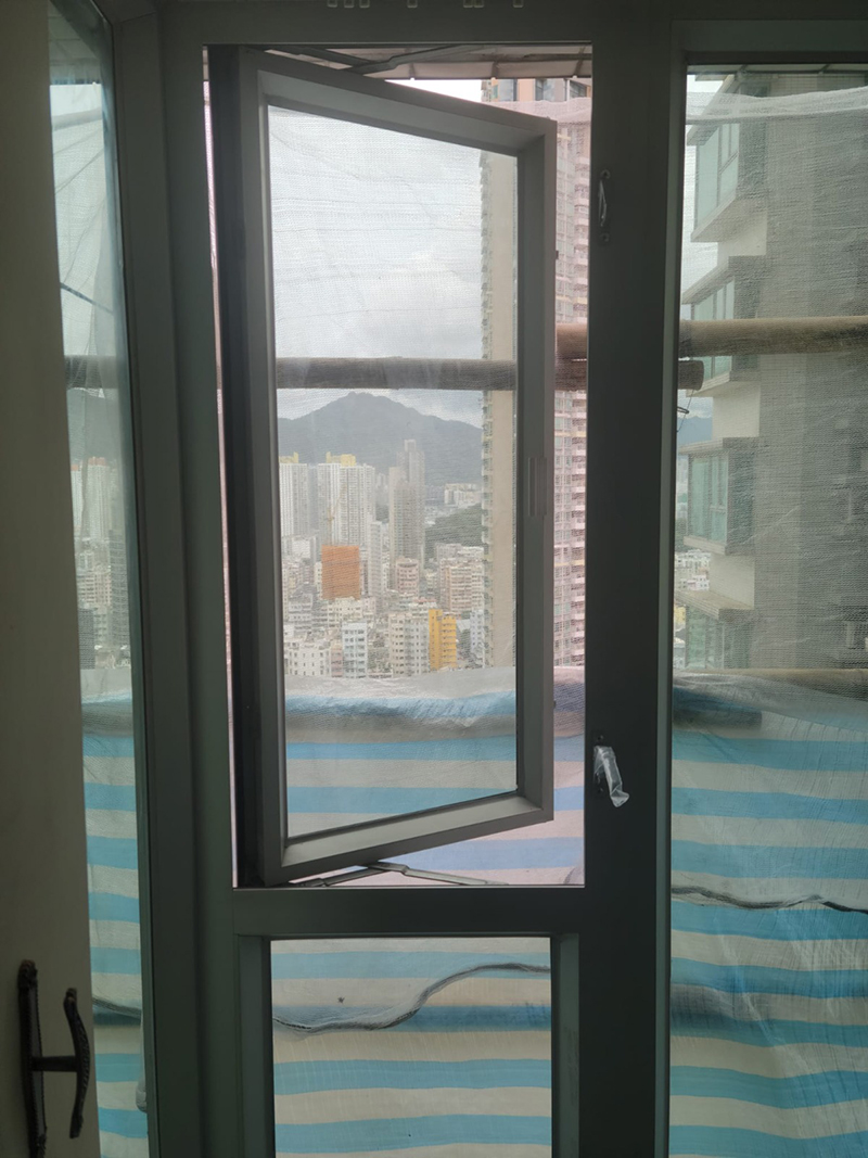 大角咀港灣豪庭住宅鋁窗工程實例-註冊小型工程承建商-鋁窗工程師傅推薦-鋁窗安裝-更換鋁窗工程價錢-Aluminum-window-repair-parts
